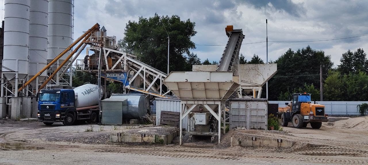 Фото завода